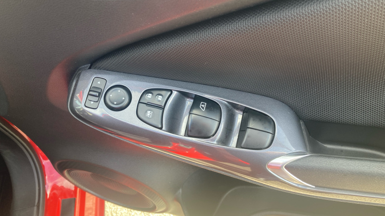 Nissan Juke 1.0 DiG-T 114 Acenta 5dr Petrol Hatchback